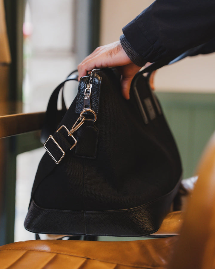 JC Weekender Midnight Black &amp; Accessories