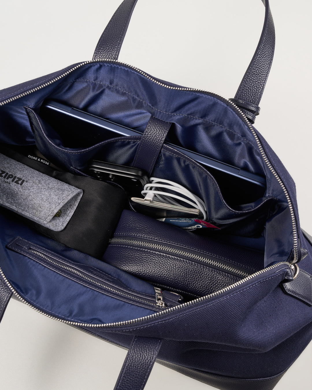 JC Weekender Deep Navy &amp; Accessories