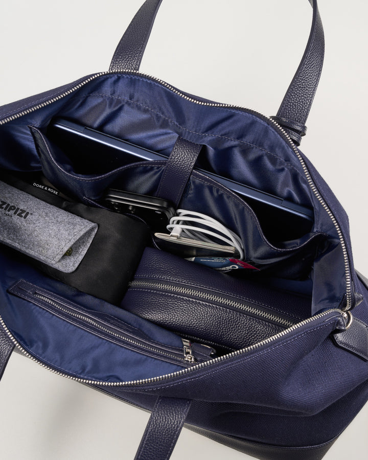 JC Weekender Deep Navy &amp; Accessories